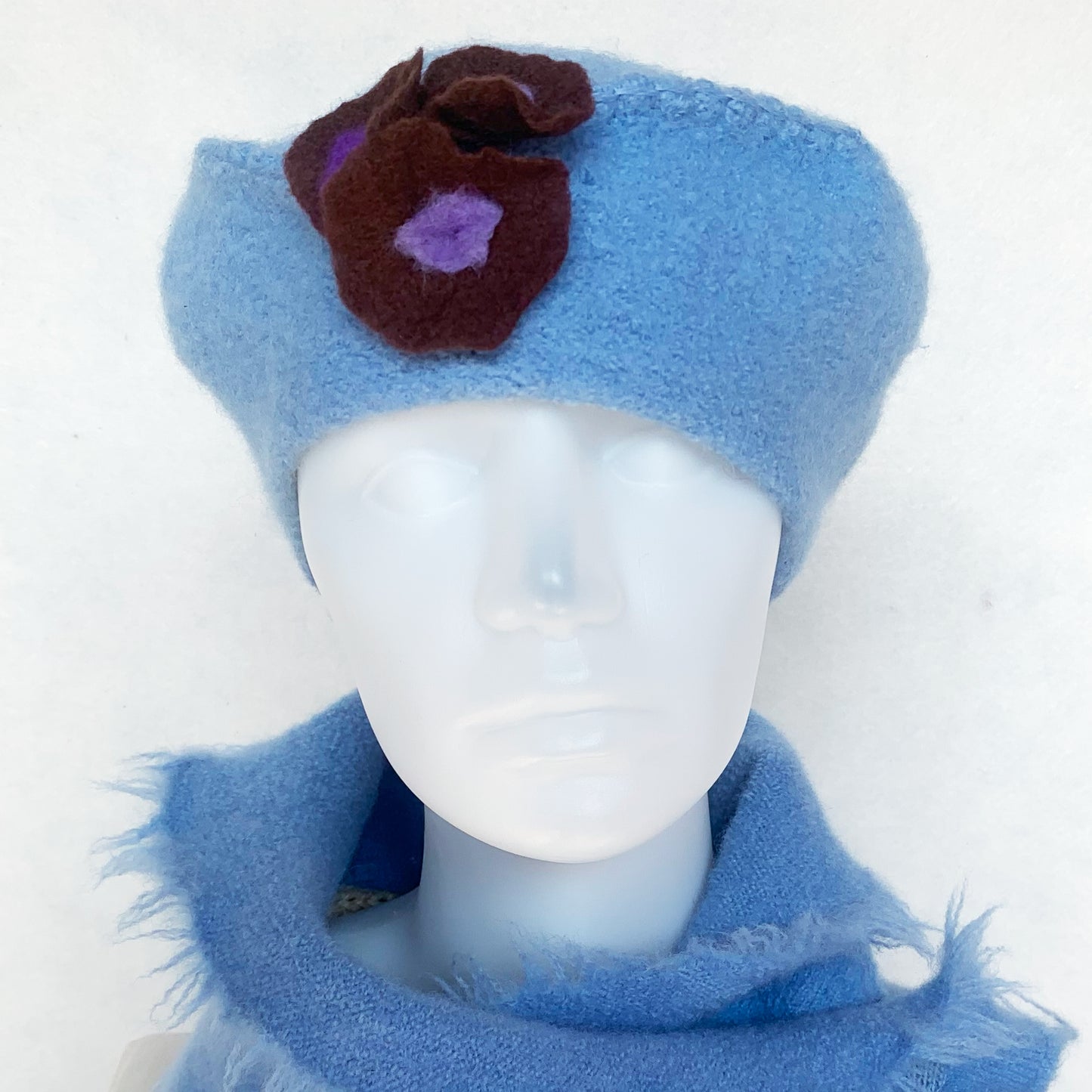 Béret 100% laine feutrée - Bébé & Fleurs brunes