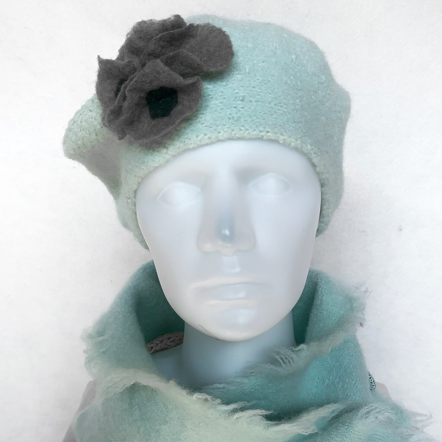 100% Felted Wool Beret - Mint & Oat flowers